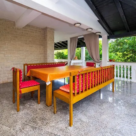 In With Swimming Pool Διαμέρισμα