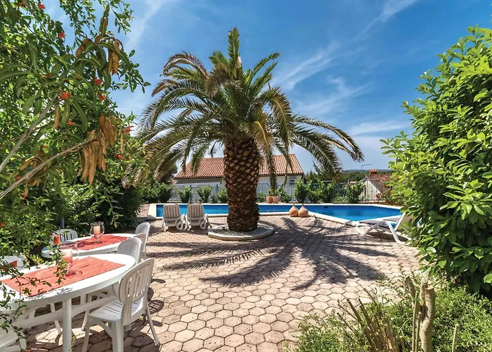 Διαμέρισμα 3 Bedroom Awesome In