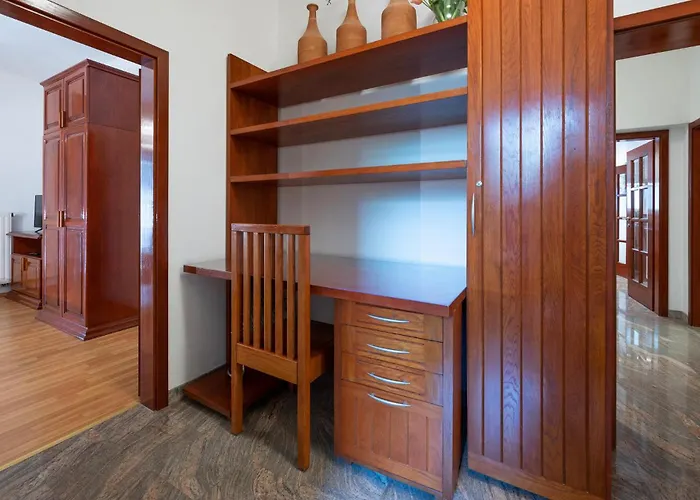 3 Bedroom Awesome In شقة