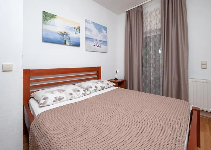 3 Bedroom Awesome In * بولا