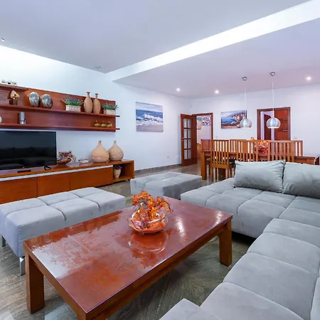 3 Bedroom Stunning Apartment In Pula * Pula