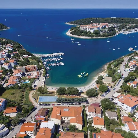 3 Bedroom Stunning Apartment In Pula Apartment *