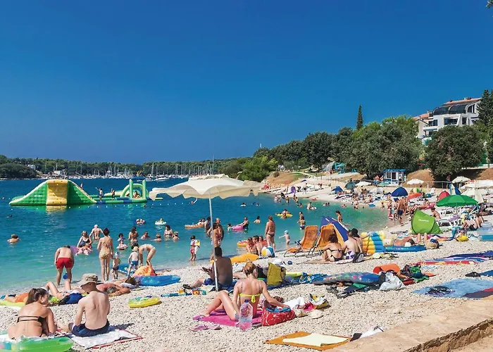 Lejlighed 3 Bedroom Awesome In Pula