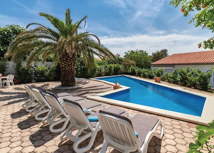 3 Bedroom Awesome In Lejlighed *