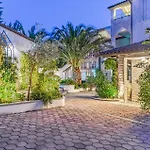 Nice Apartment In Pula With Swimming Pool *