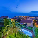 Apartment Nice Apartment In Pula With Swimming Pool *