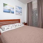 Nice Apartment In Pula With Swimming Pool * Pula